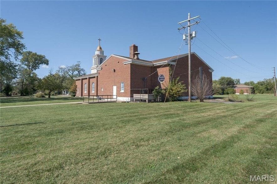 1340 N 58th St, East Saint Louis, IL for sale - Building Photo - Image 3 of 3