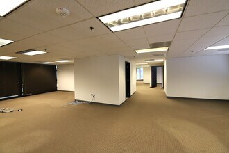 1001 S Monaco Pky, Denver, CO for lease Interior Photo- Image 2 of 14