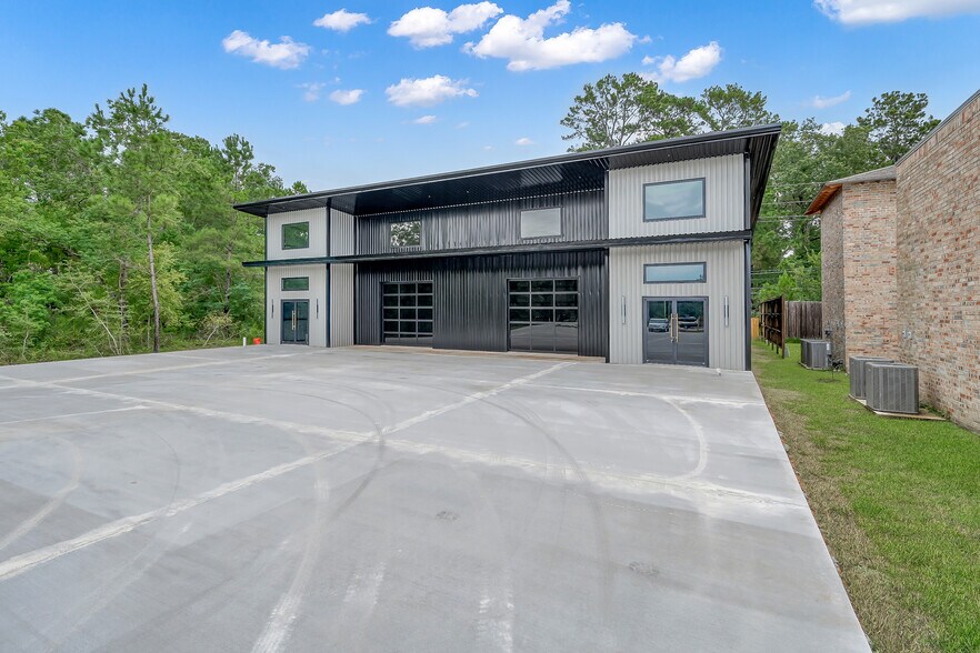 818 Honea Egypt rd, Magnolia, TX à vendre - Photo du bâtiment - Image 2 de 25