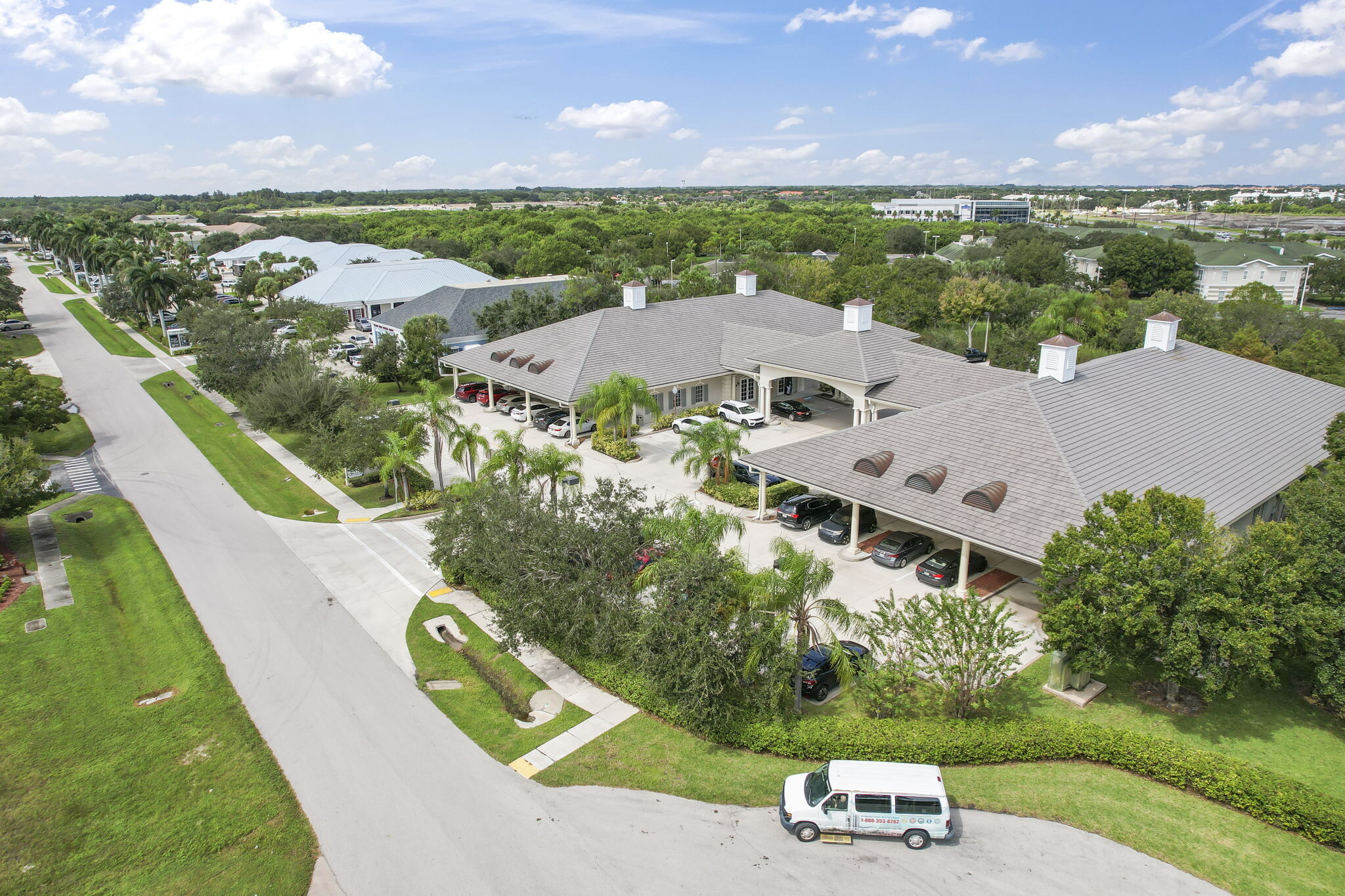 820 37th Pl, Vero Beach, FL for sale Building Photo- Image 1 of 1