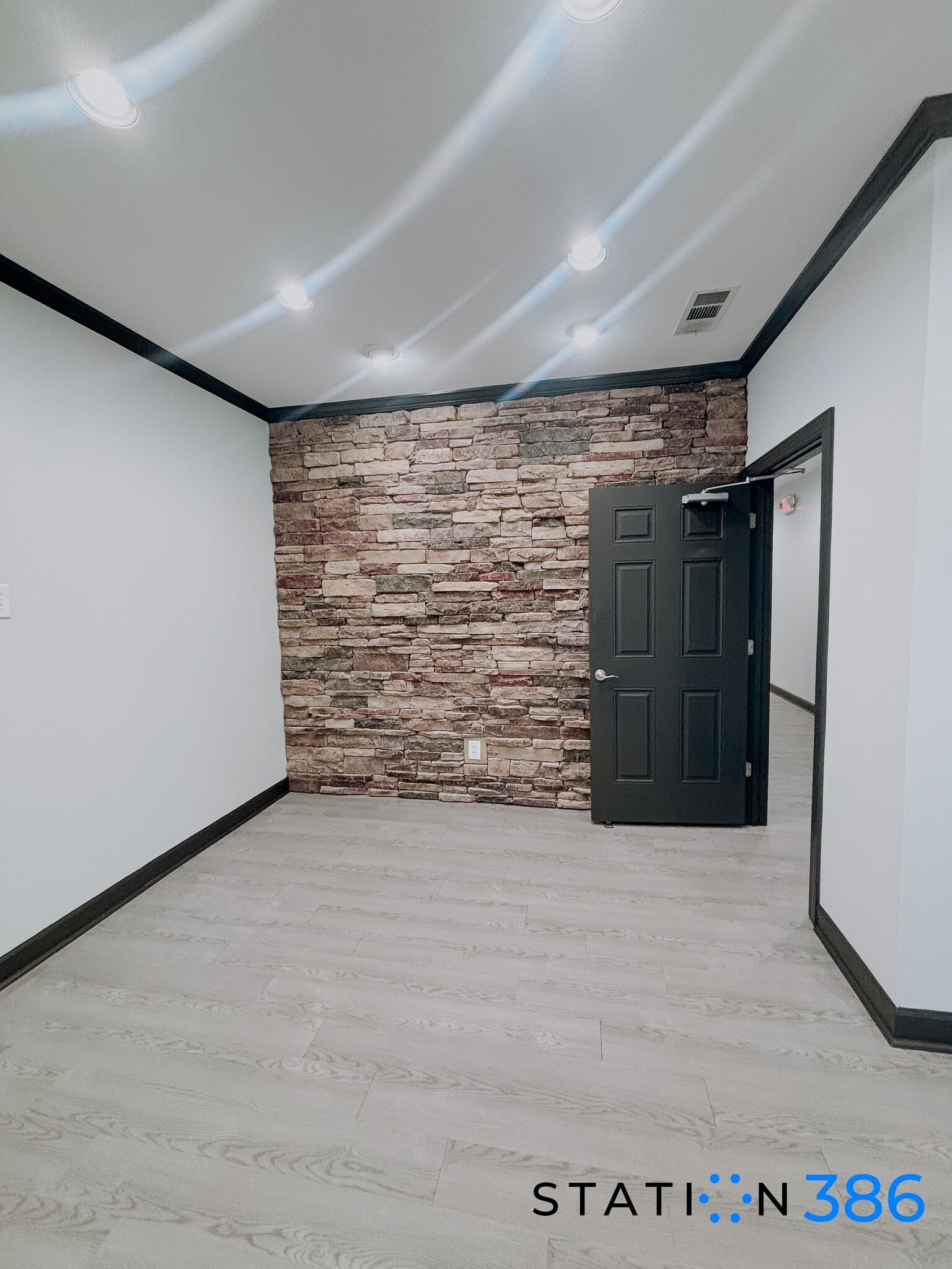 1531 Hunt Club Blvd, Gallatin, TN à louer Photo intérieure- Image 1 de 6