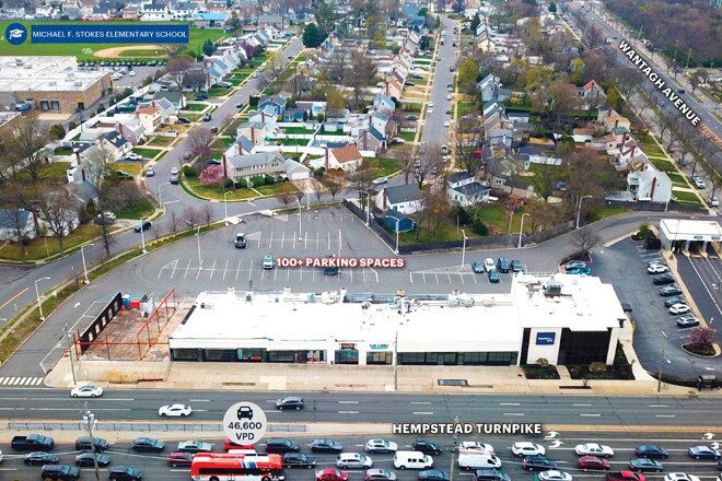 3695-3715 Hempstead Tpke, Levittown, NY à louer Photo du bâtiment- Image 1 de 4