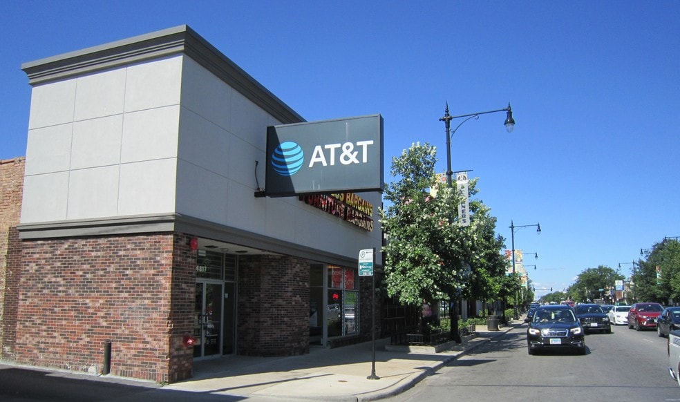 4817 W Irving Park Rd, Chicago, IL for sale - Building Photo - Image 2 of 7