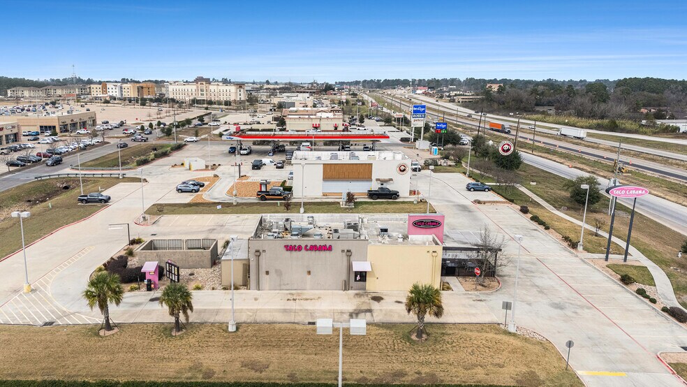 253 Interstate 45 S, Huntsville, TX à louer - Photo du bâtiment - Image 3 de 7
