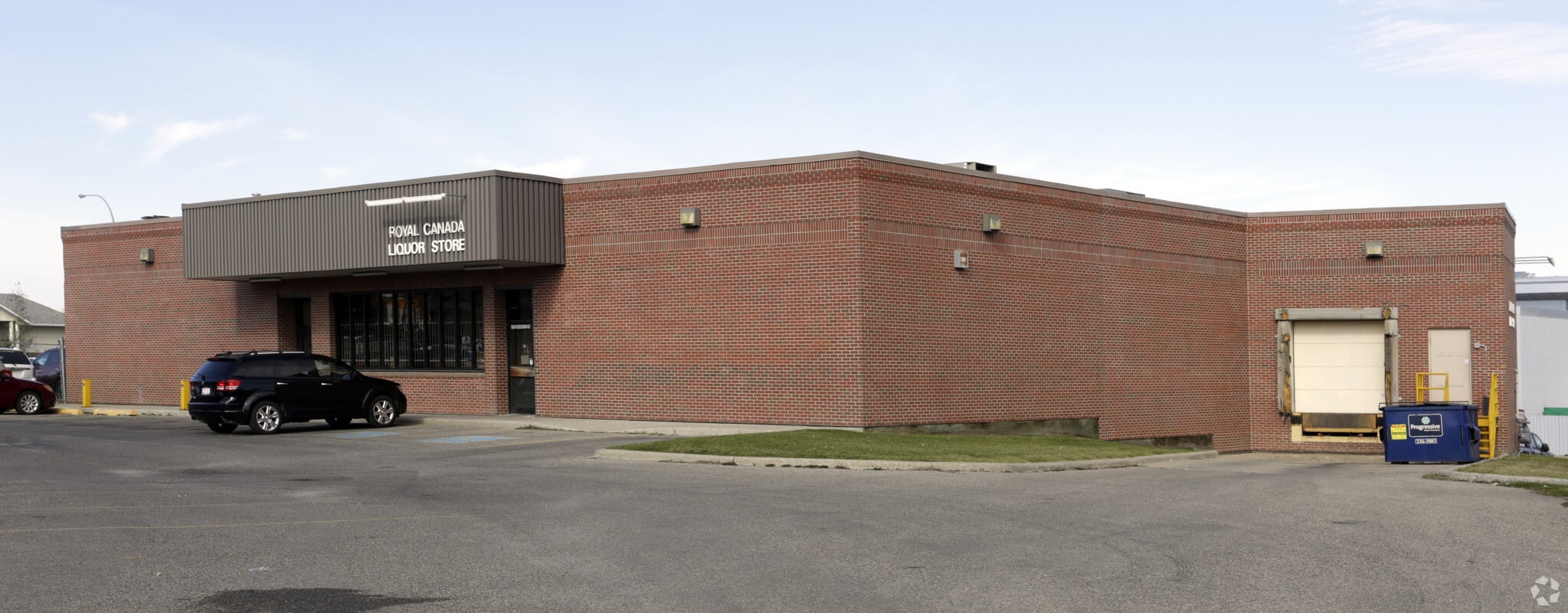 150 Woodgate Rd, Okotoks, AB for sale Primary Photo- Image 1 of 5