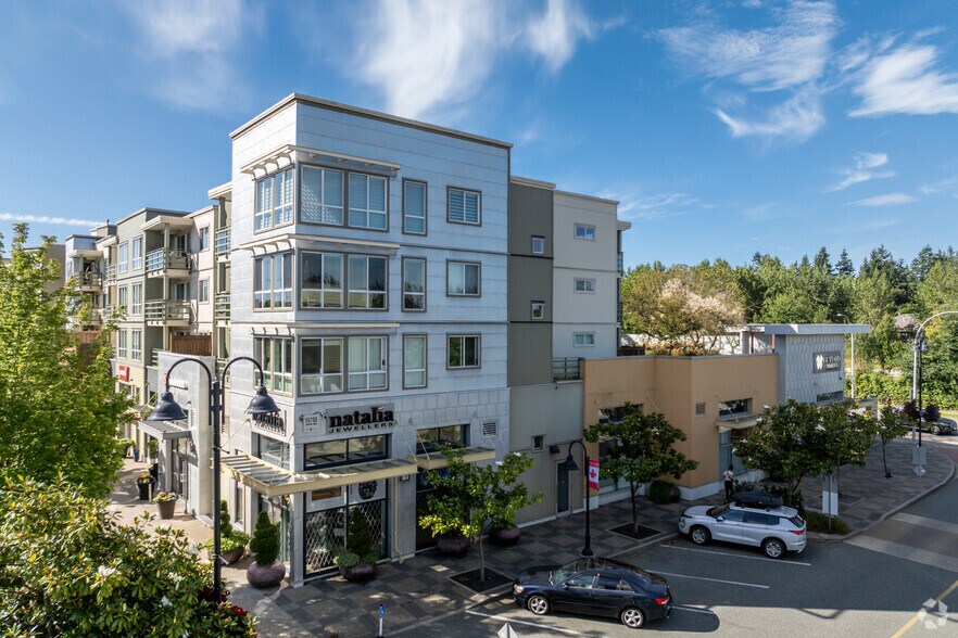 15715-15760 Croydon Dr, Surrey, BC à louer - Photo du bâtiment - Image 2 de 18