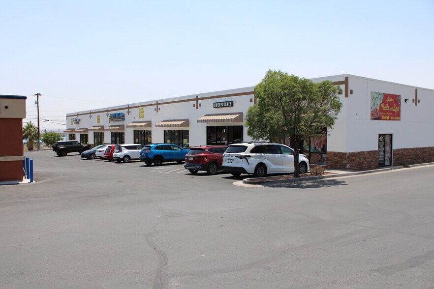 907 Chelsea St, El Paso, TX à louer - Photo du bâtiment - Image 3 de 10