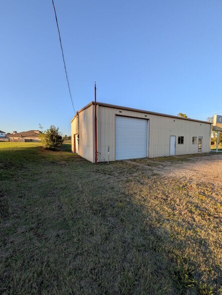 5505 McCann Rd, Longview, TX à vendre - Photo du b timent - Image 2 de 9