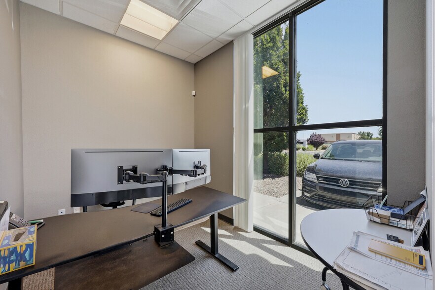 145 Isidor Ct, Sparks, NV à vendre - Photo du bâtiment - Image 3 de 11