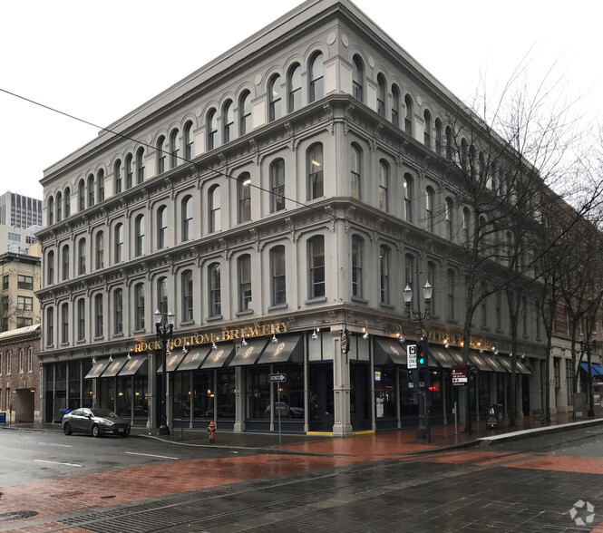 210 SW Morrison St, Portland, OR for lease - Primary Photo - Image 1 of 10