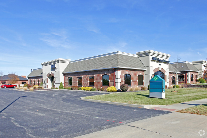 1901 Frank Scott Pky, Shiloh, IL for lease - Primary Photo - Image 1 of 3