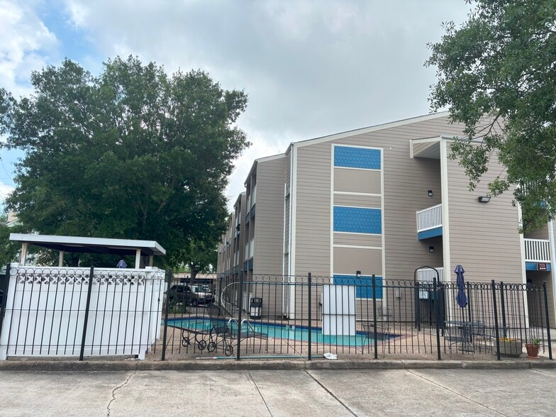 5855 Citrus Blvd, New Orleans, LA for sale - Building Photo - Image 3 of 23