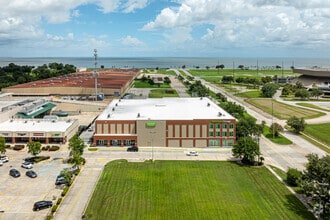 6750 Franklin Ave, New Orleans, LA - AERIAL  map view