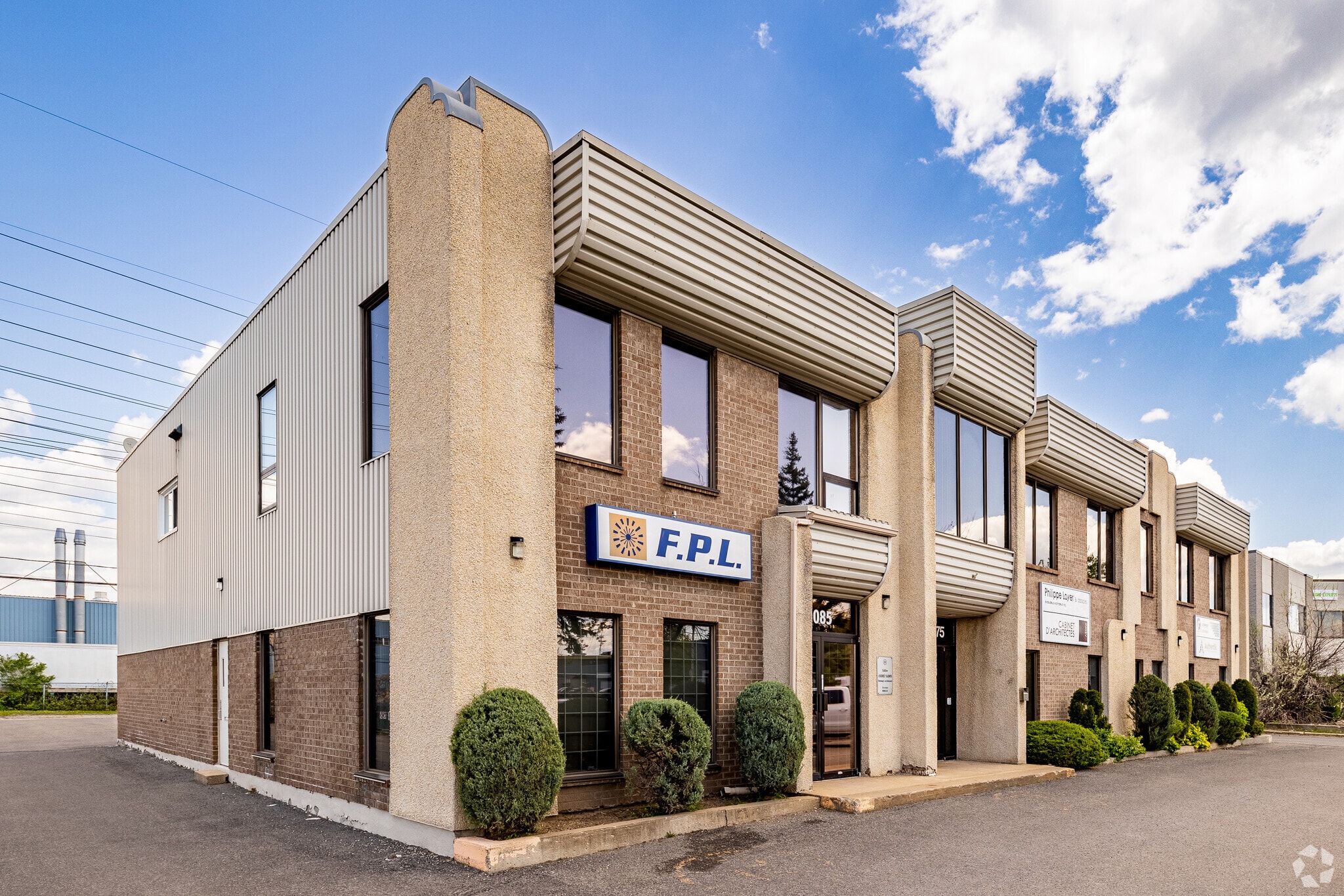 3075-3085 Rue Peugeot, Laval, QC for sale Primary Photo- Image 1 of 1