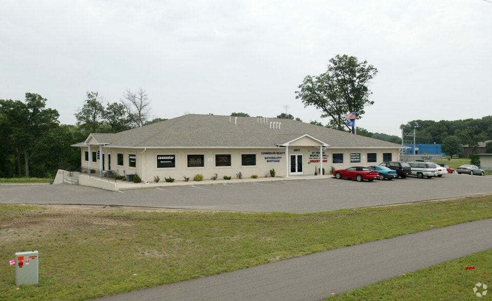 23671 NW St Francis Blvd & NW Ambassador Blvd, Saint Francis, MN for lease - Building Photo - Image 2 of 18