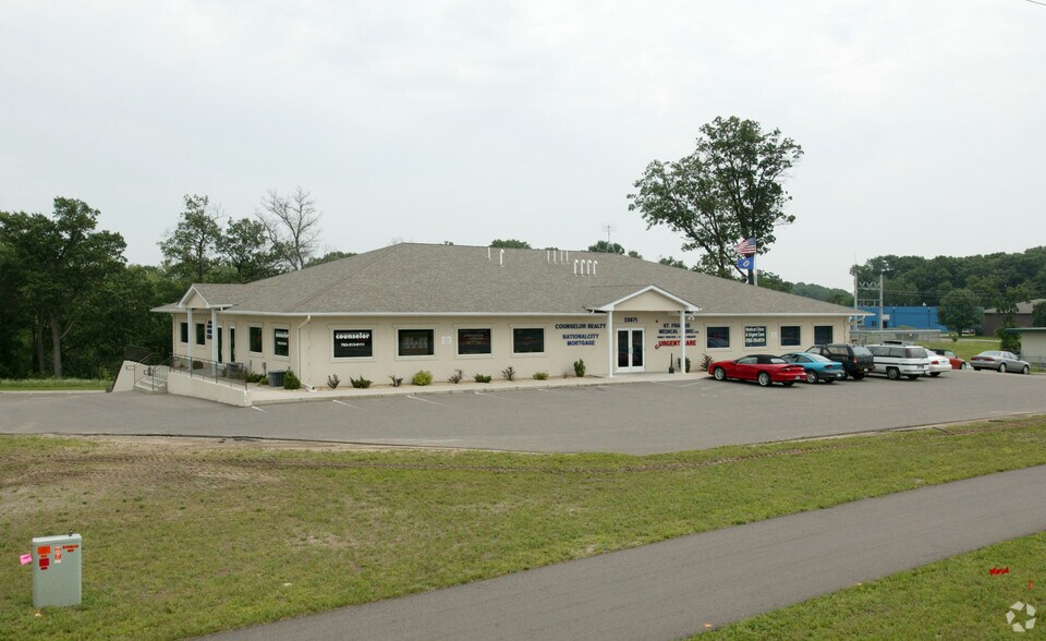 23671 NW St Francis Blvd & NW Ambassador Blvd, Saint Francis, MN à louer - Photo du bâtiment - Image 2 de 18
