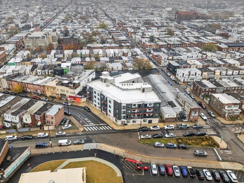 1951 Point Breeze Ave, Philadelphia, PA for sale - Building Photo - Image 2 of 23