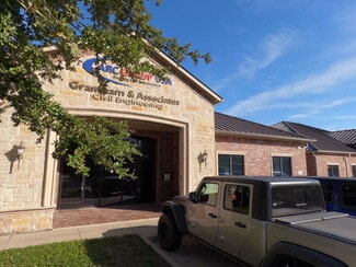 Plus de détails pour 6570 Naaman Forest Blvd, Garland, TX - Bureau à louer