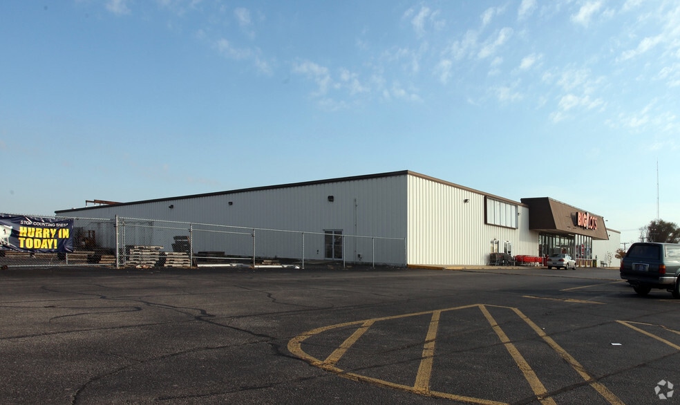 1840 E Michigan Rd, Shelbyville, IN for lease - Building Photo - Image 2 of 21