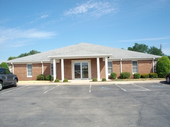 125 Big Sink Rd, Versailles, KY à vendre - Photo principale - Image 1 de 8