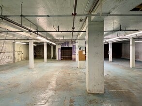 407 Grand Blvd, Kansas City, MO for lease Interior Photo- Image 1 of 4