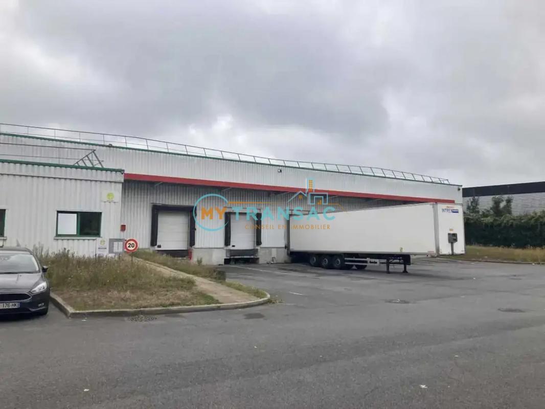 Industrial in Mitry-Mory for lease Building Photo- Image 1 of 18