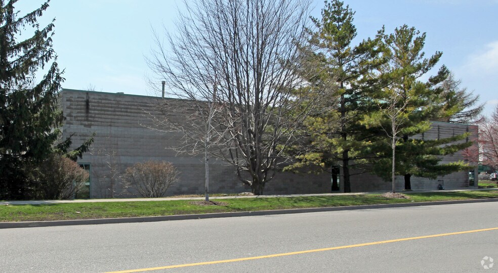 75 Nashdene Rd, Toronto, ON à vendre - Photo du bâtiment - Image 2 de 2