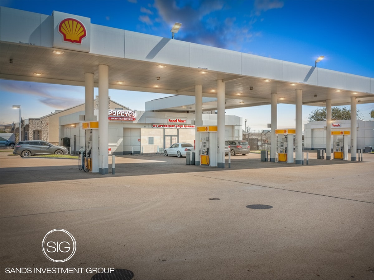 890 N Earl Rudder Fwy, Bryan, TX for sale Building Photo- Image 1 of 6