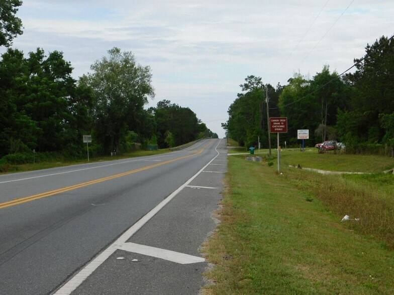 1174 SW Real Ter, Lake City, FL à vendre - Photo du bâtiment - Image 3 de 5