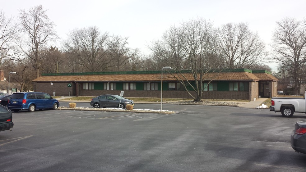 297 Westwood Dr, West Deptford, NJ for sale - Building Photo - Image 1 of 1