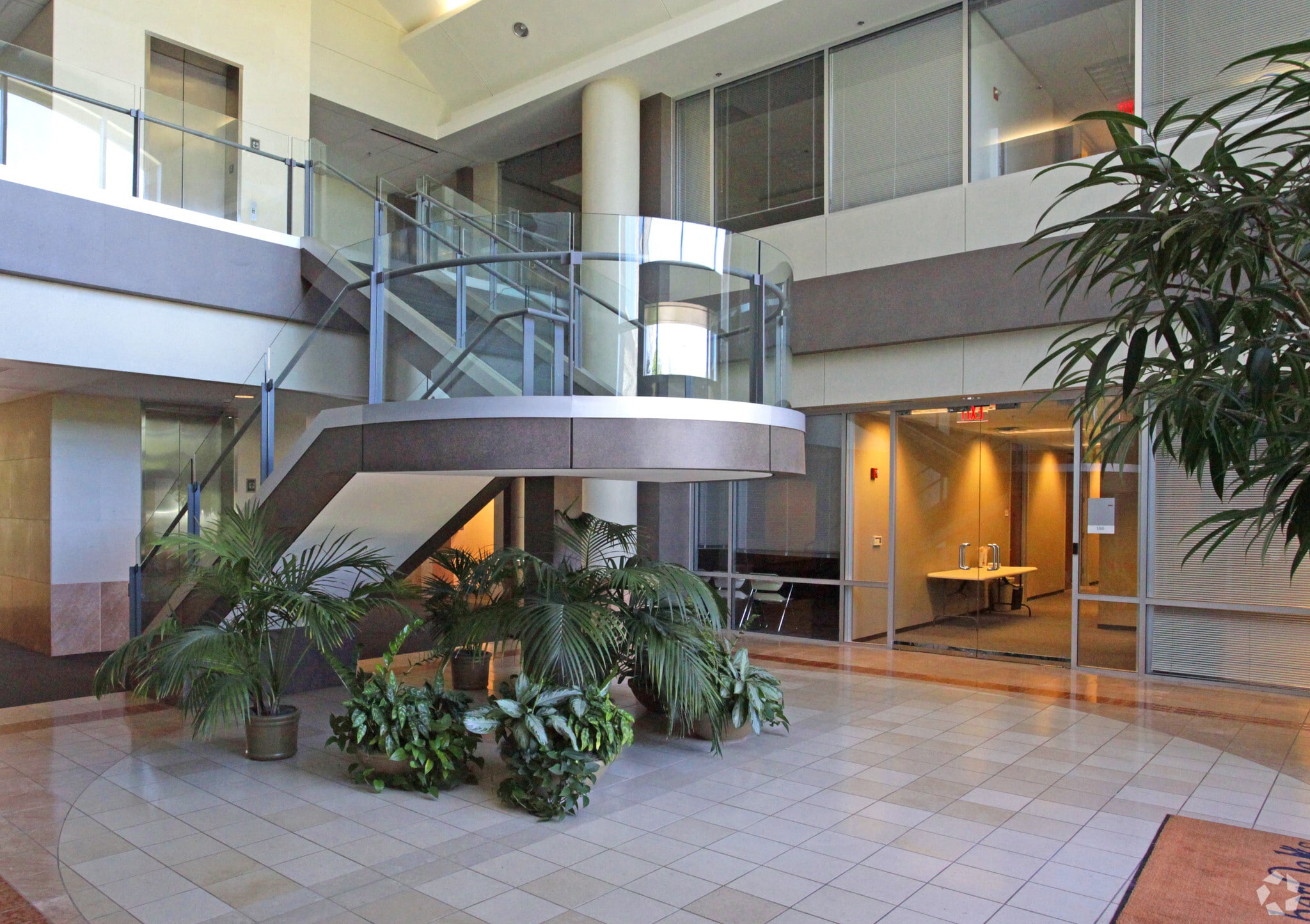 13640 Briarwick Dr, Austin, TX à louer Hall d’entrée- Image 1 de 1