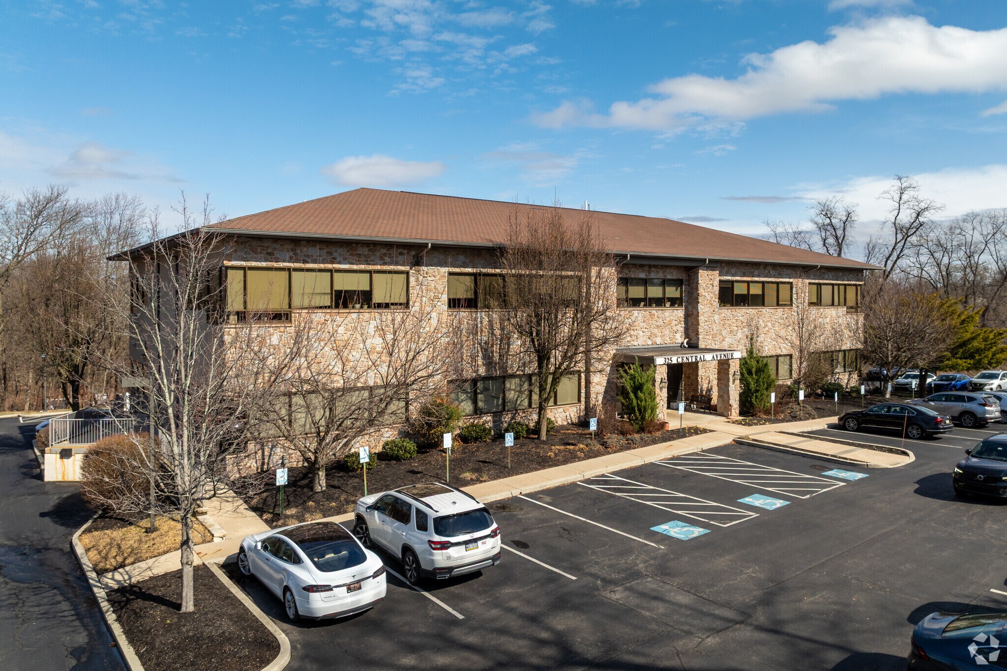 325 W Central Ave, Malvern, PA à louer Photo du bâtiment- Image 1 de 7