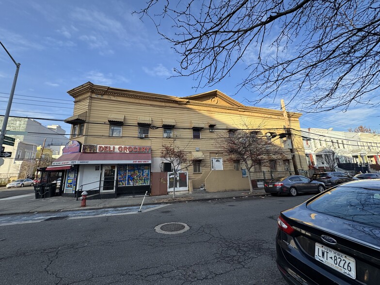 825 Jennings St, Bronx, NY for sale - Building Photo - Image 2 of 5