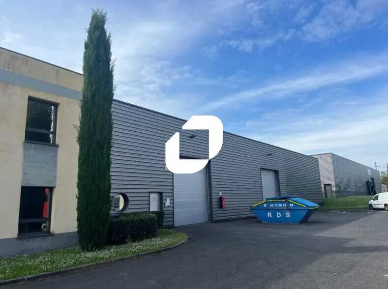 109 Impasse De Chavanne, Arnas à louer - Photo du bâtiment - Image 2 de 10