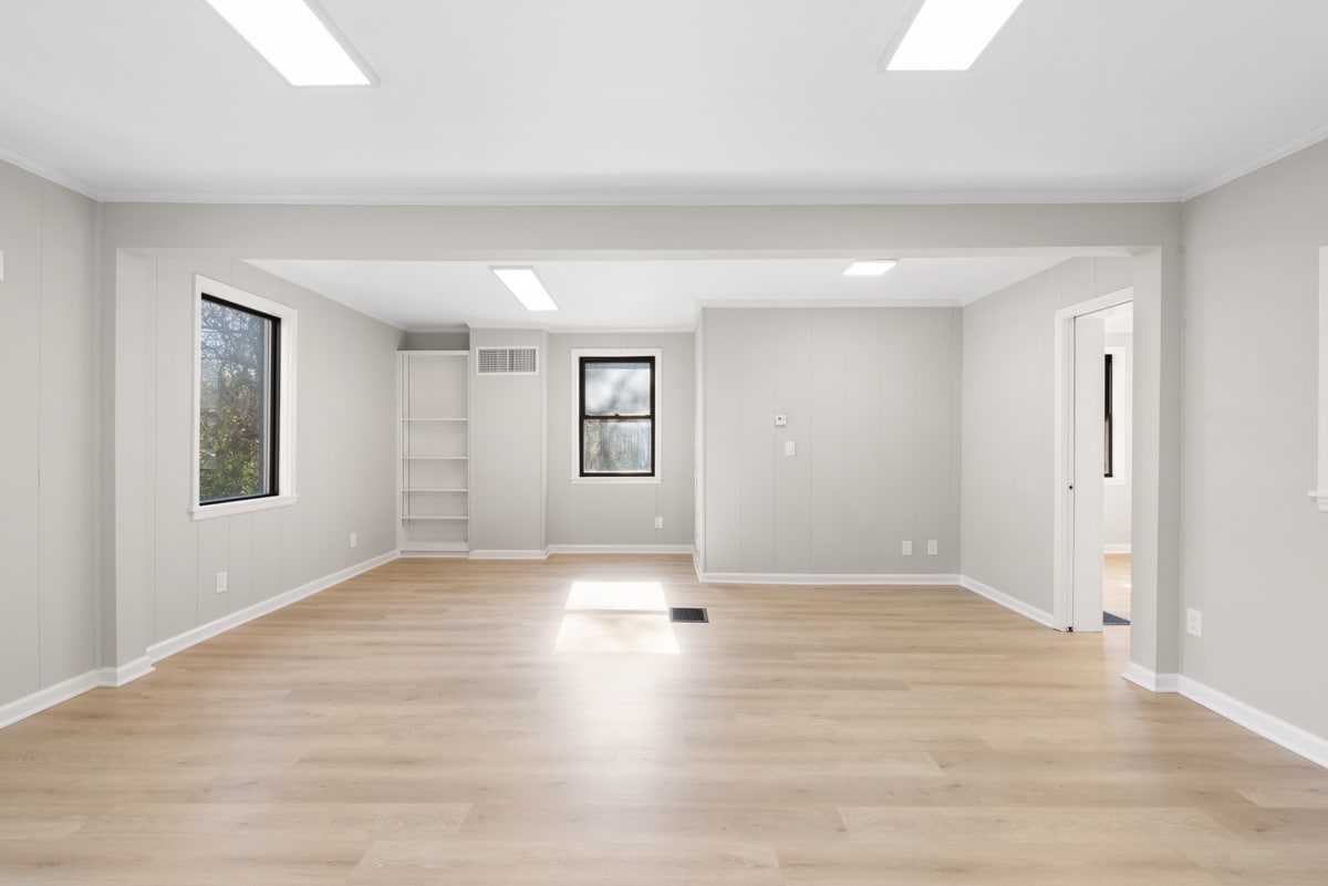 130 Emmitt Ave, Madison, TN for sale Interior Photo- Image 1 of 10
