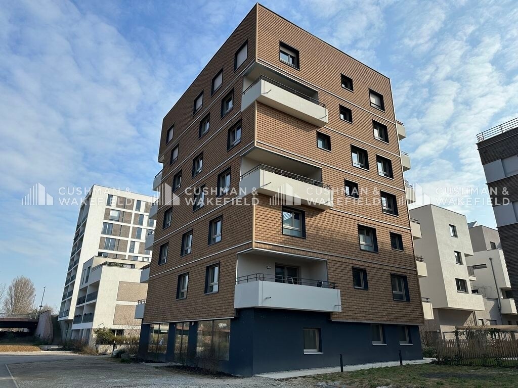 Quai Du Bassin Dusuzeau, Strasbourg for sale Building Photo- Image 1 of 11