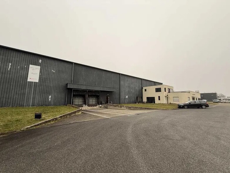 Industrial in Saint-André-de-Corcy for lease - Building Photo - Image 3 of 22