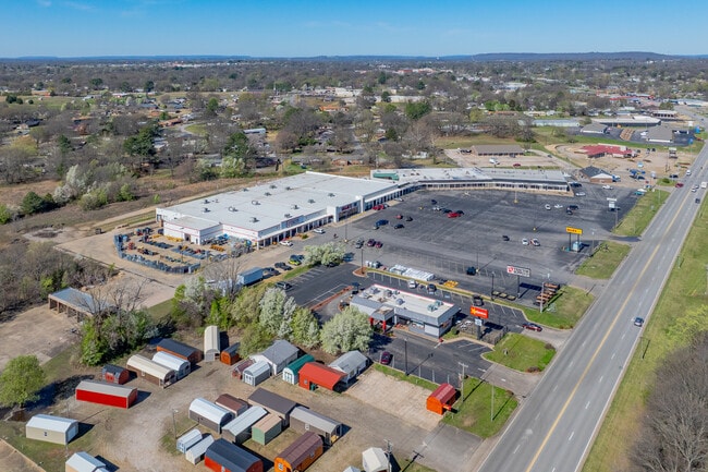 More details for 1900 E Cherokee Ave, Sallisaw, OK - Retail for Auction