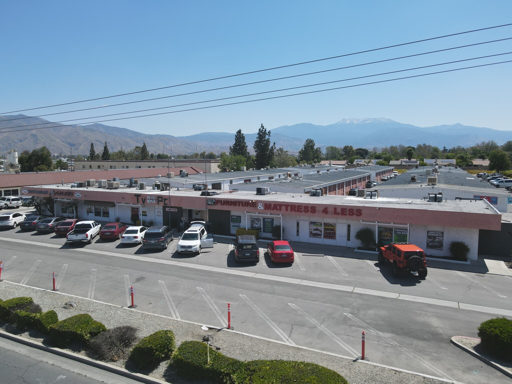 980 N State St, Hemet, CA for lease Building Photo- Image 1 of 1
