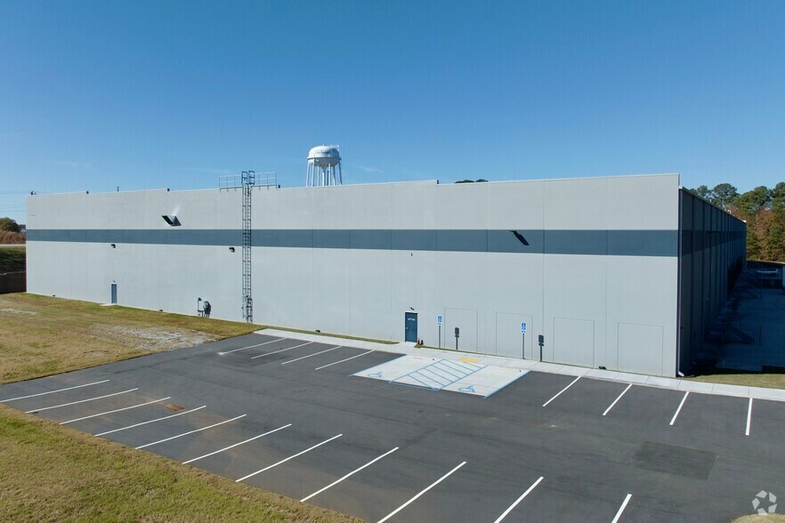 230 Masters Blvd, Anderson, SC à vendre - Photo du bâtiment - Image 3 de 5