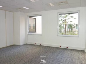 17 Rue Du Petit Albi, Cergy à louer Photo intérieure- Image 2 de 11