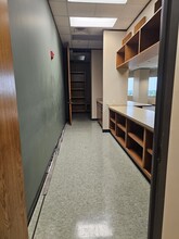 102 Versailles Blvd, Lafayette, LA à louer Photo intérieure- Image 2 de 6