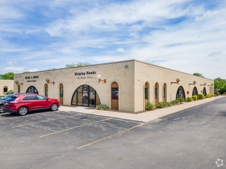 7895 Broadway St, Merrillville, IN for lease - Building Photo - Image 1 of 4