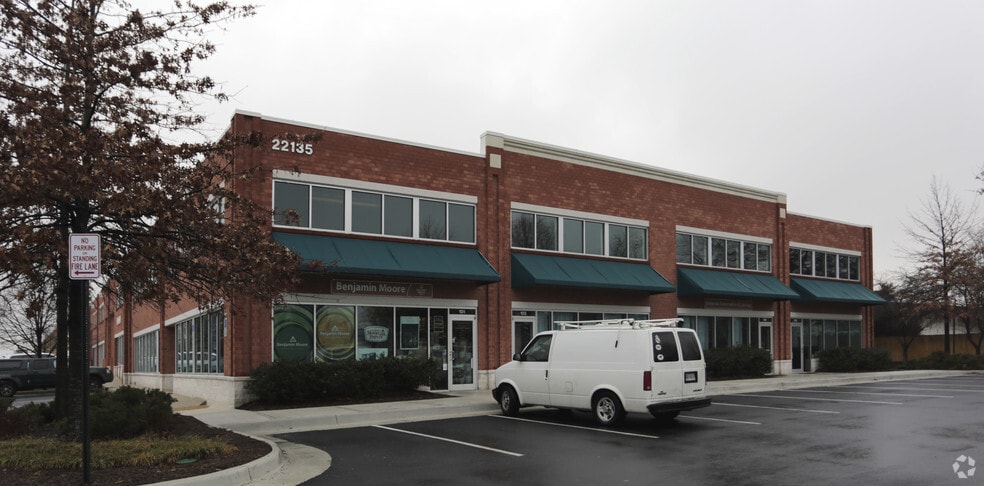 22135 Davis Dr, Sterling, VA for lease - Building Photo - Image 3 of 8