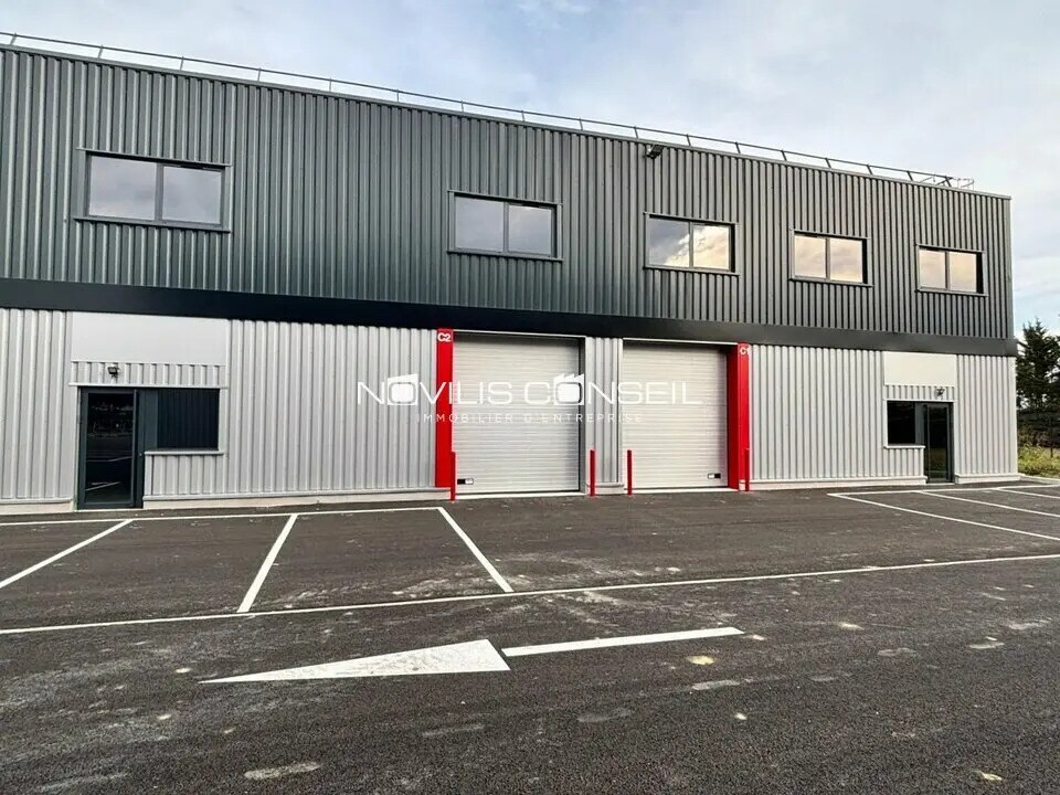 Flex in Bruguières for lease Building Photo- Image 1 of 9