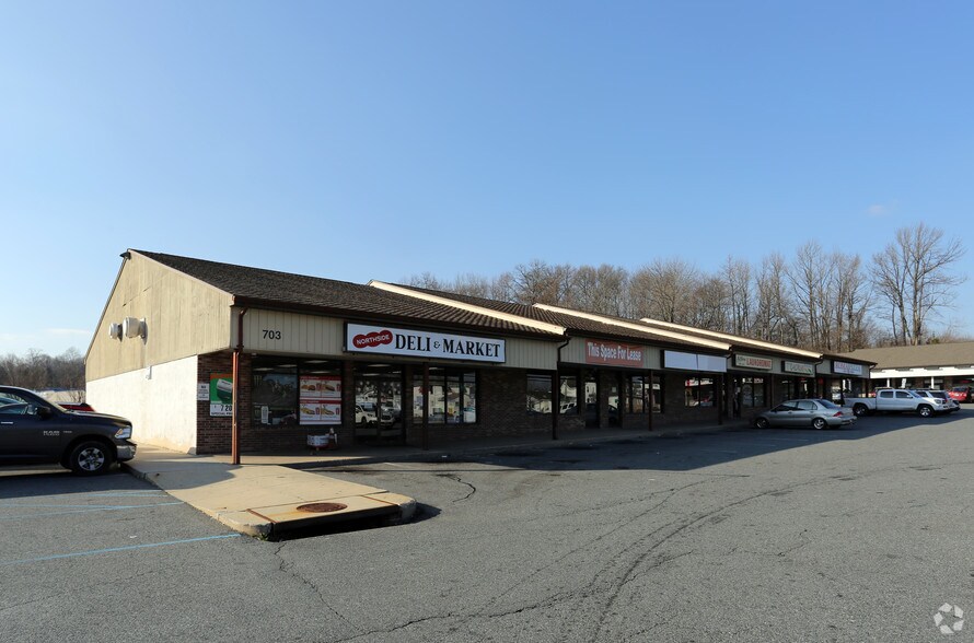 703 N Bridge St, Elkton, MD à louer - Photo du bâtiment - Image 1 de 6