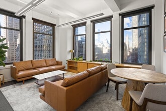 561 Seventh Ave, New York, NY à louer Photo intérieure- Image 1 de 6