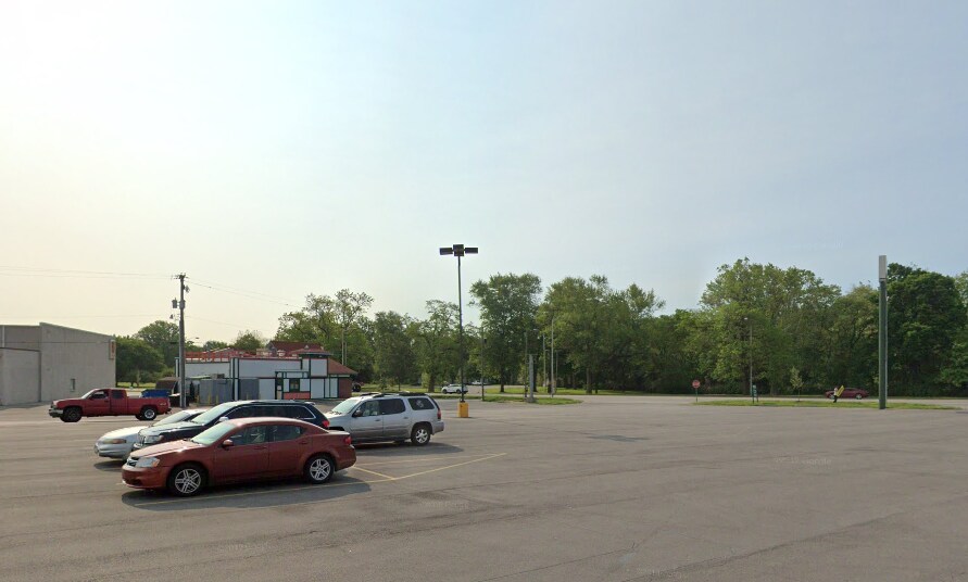 3603 Brooklyn Ave, Fort Wayne, IN à louer - Photo du bâtiment - Image 3 de 3