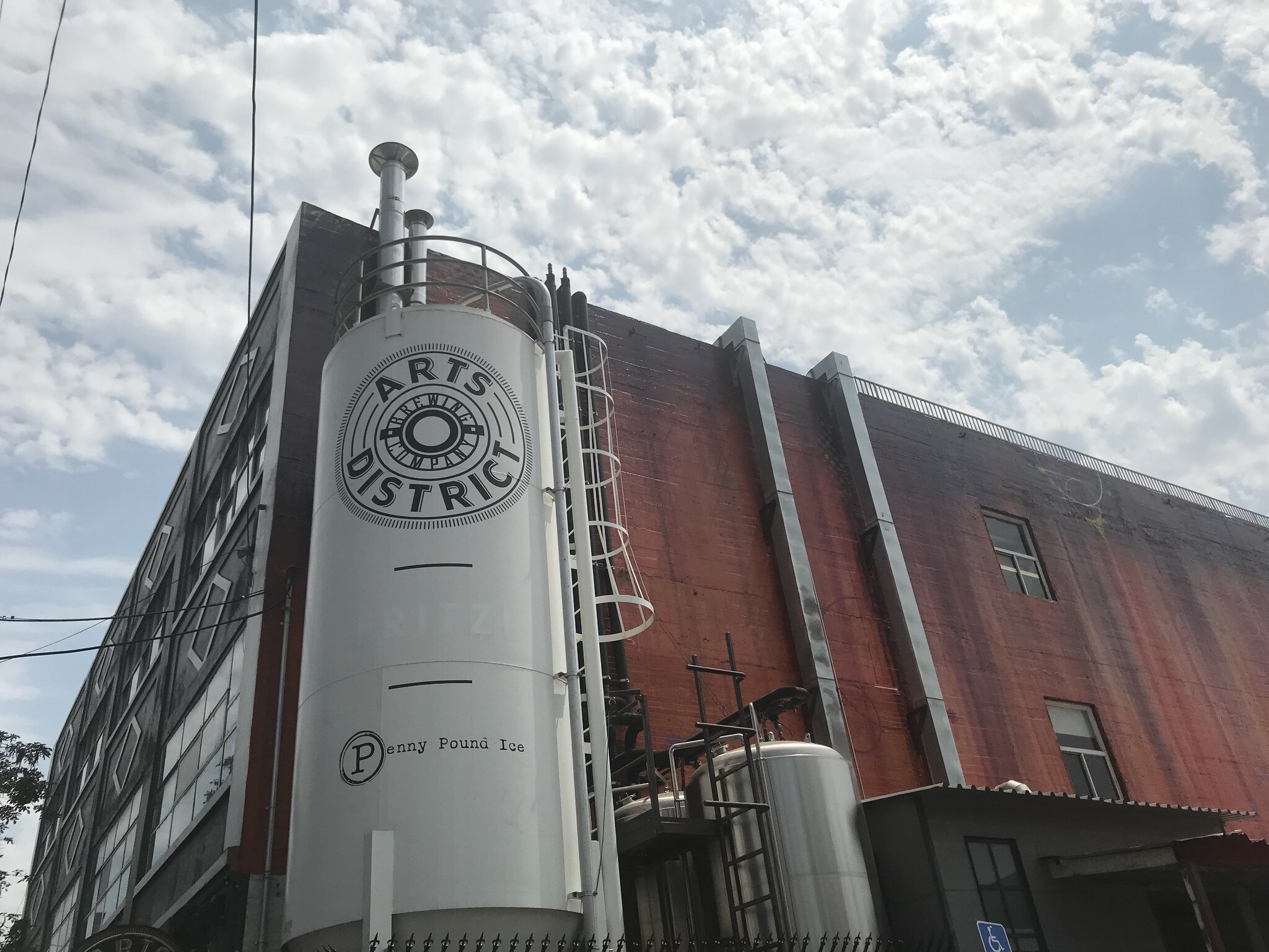 828-830 Traction Ave, Los Angeles, CA à louer Photo du bâtiment- Image 1 de 14