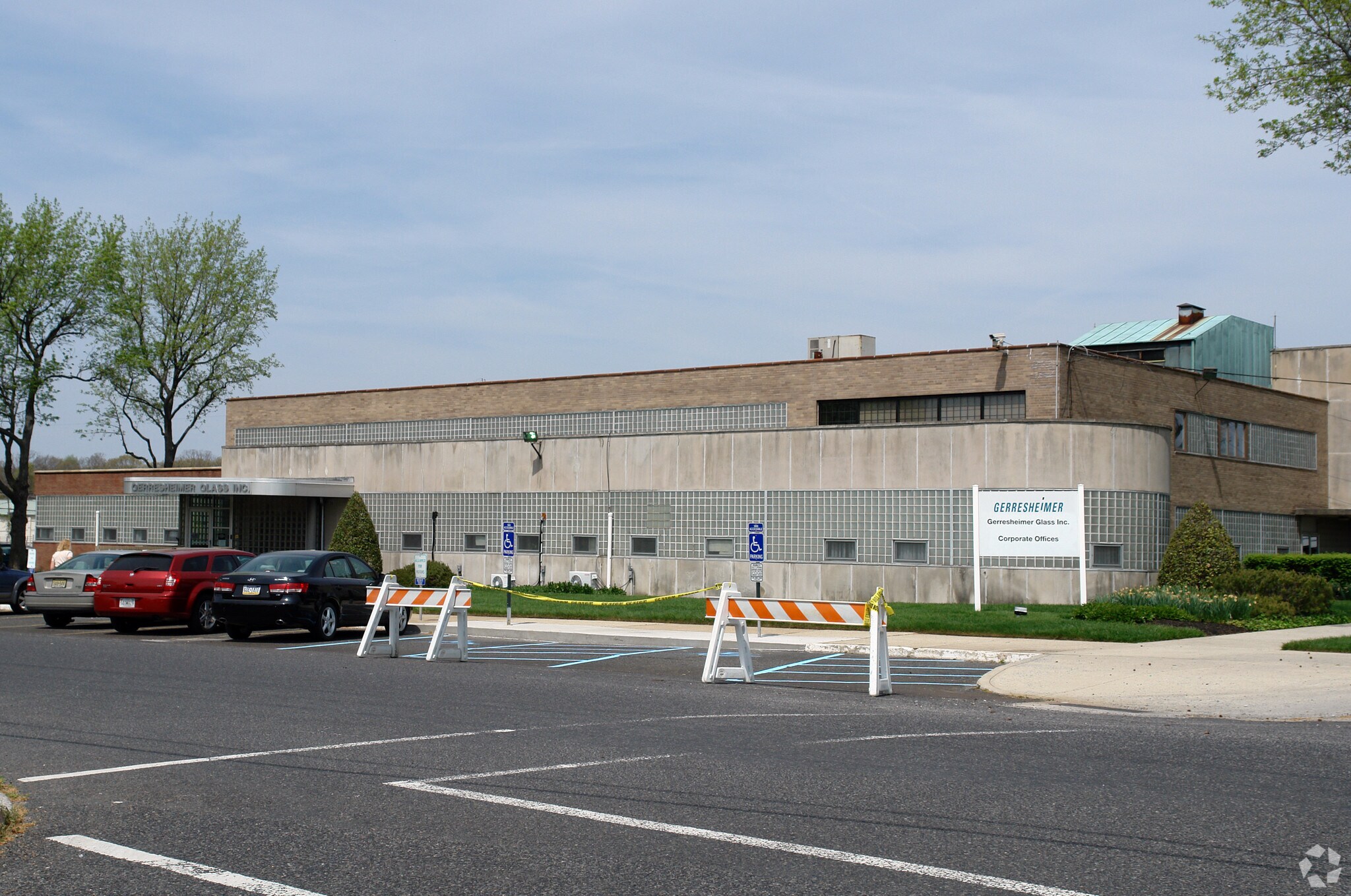 537 Crystal Ave, Vineland, NJ for sale Primary Photo- Image 1 of 8